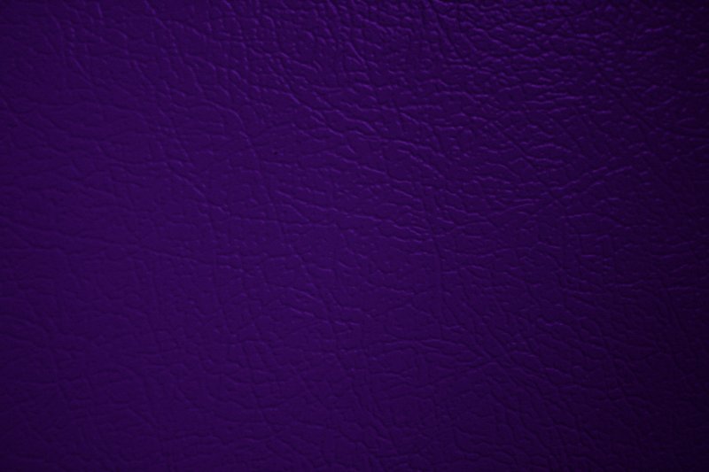 Тёмно-фиолетовый цвет