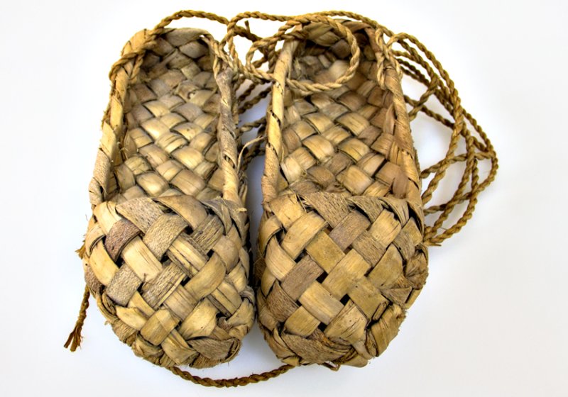 Лапти из липового лыка