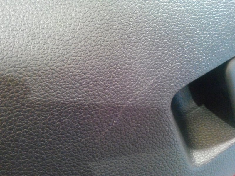 Потертости на пластике