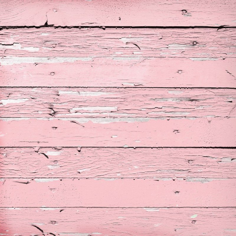 Розовая деревянная доска