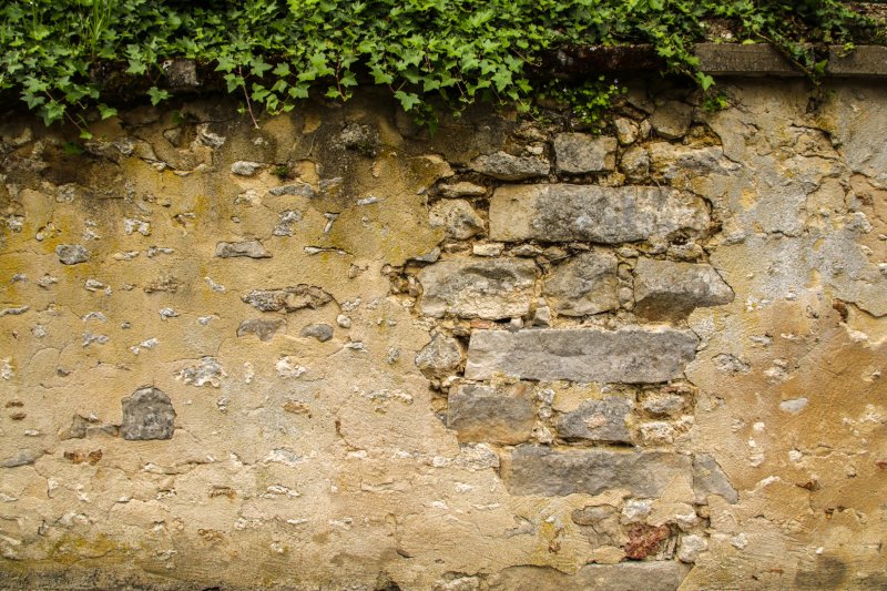 Старая каменная стена