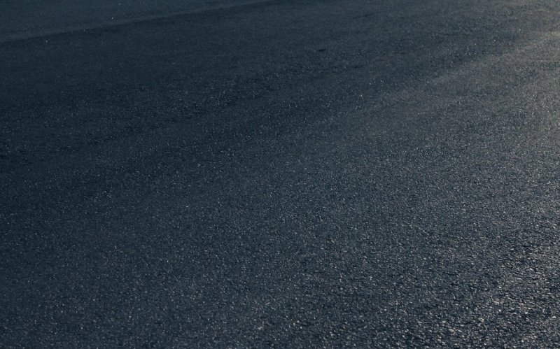 Серый асфальт
