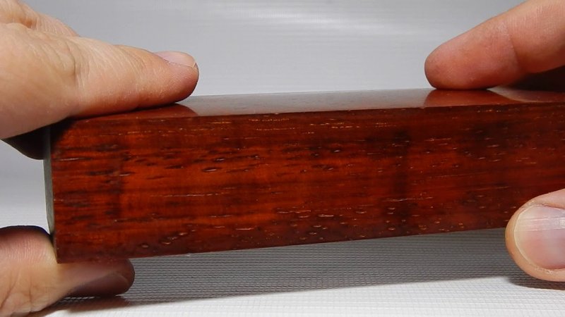 Красное дерево Падук