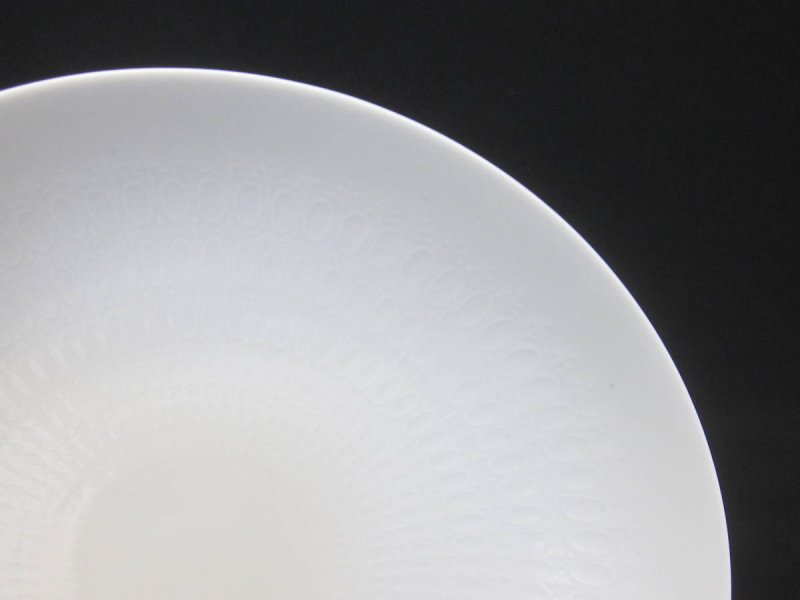 Белый фарфор