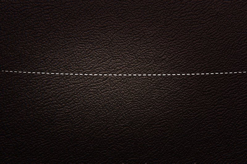 Прошитая кожа