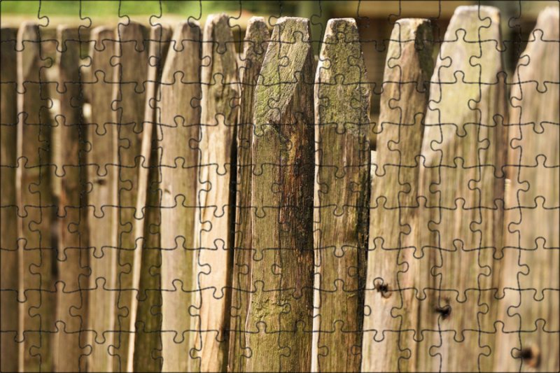 Деревянный частокол