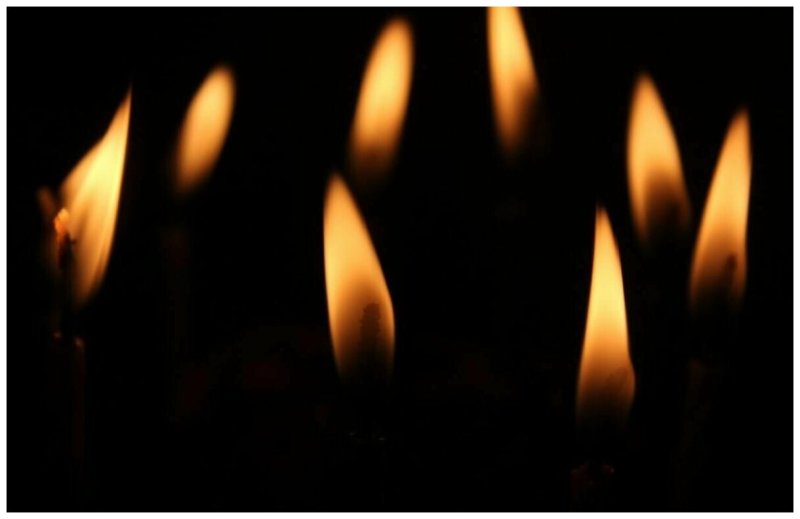 Огонь свечи