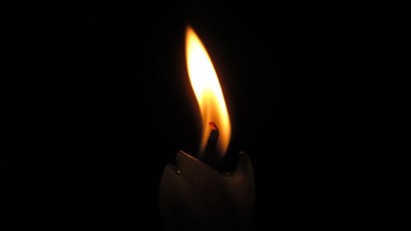 Пламя от свечи