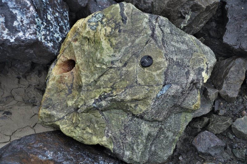 Дунит порода