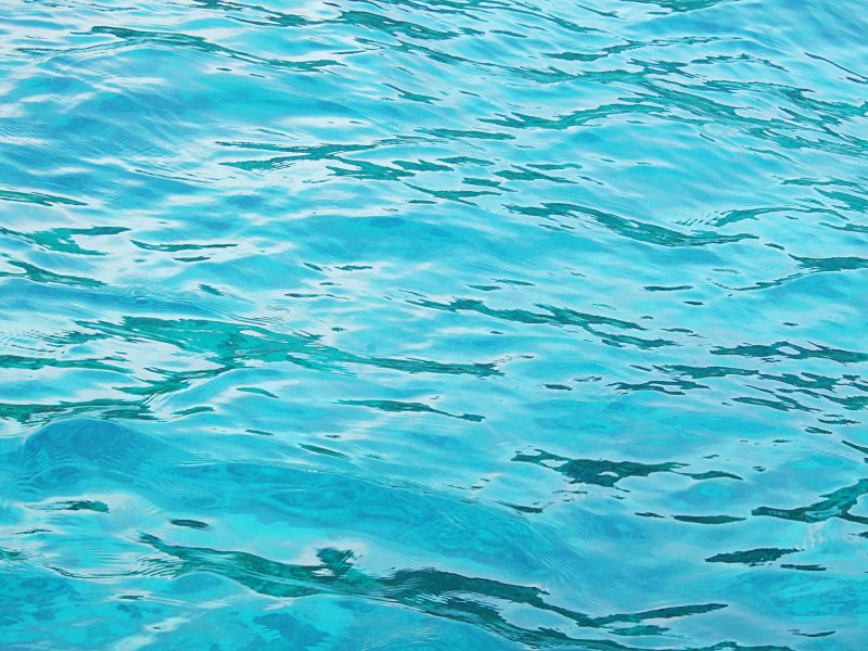 Поверхность воды