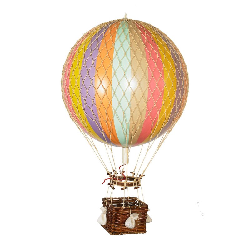 Воздушный шар с корзиной