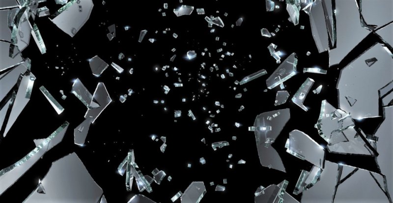 Треснутое стекло