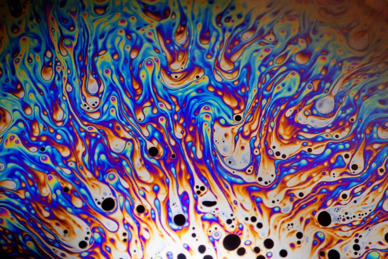 Бензиновые разводы