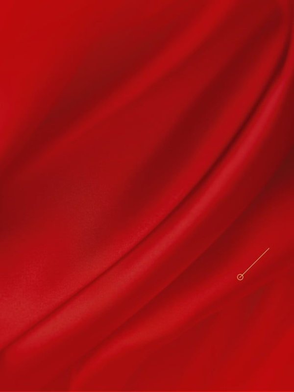 Красная ткань