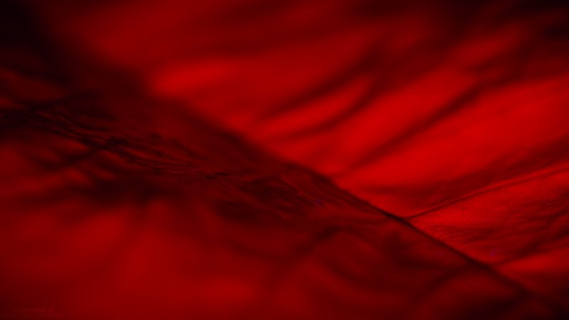 Флаг красный