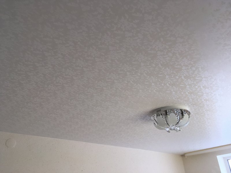 Фактурные натяжные потолки