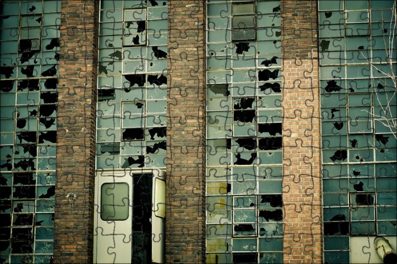 Стена завода