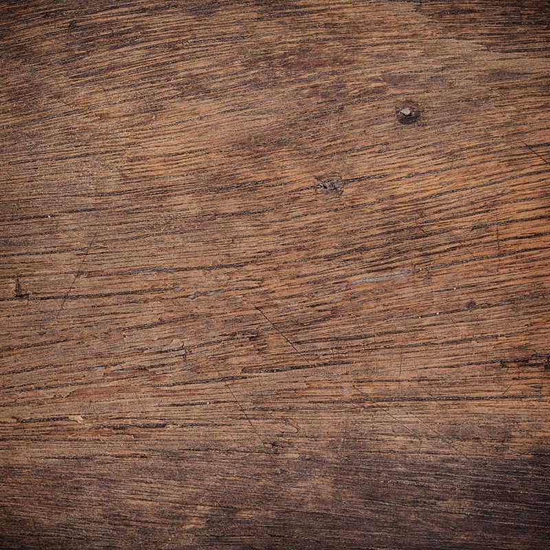 Темное дерево