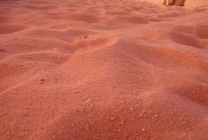 Красный песок