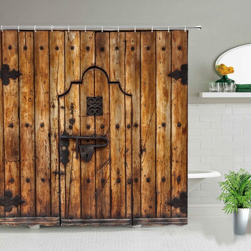 Старинные ворота замков