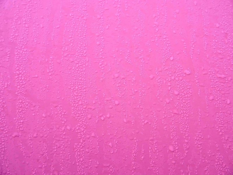 Розовый пластик