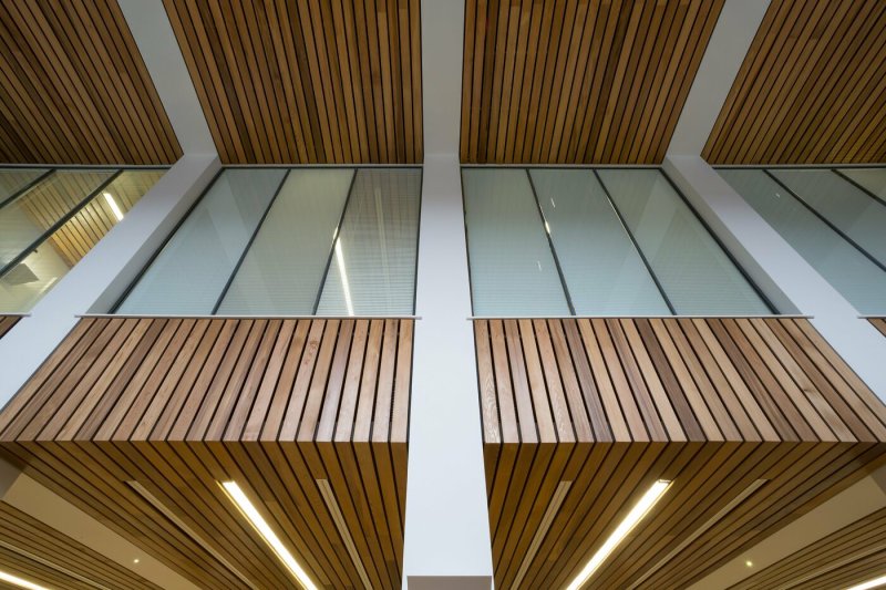 Кубообразный реечный потолок