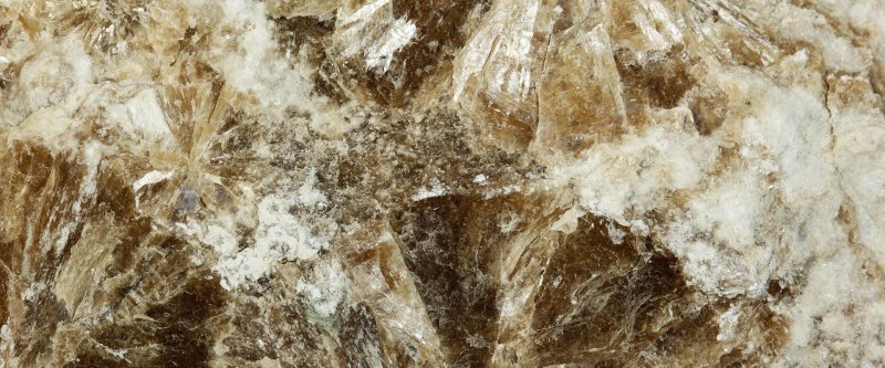 Слюда в мраморе