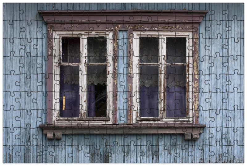 Старая оконная рама