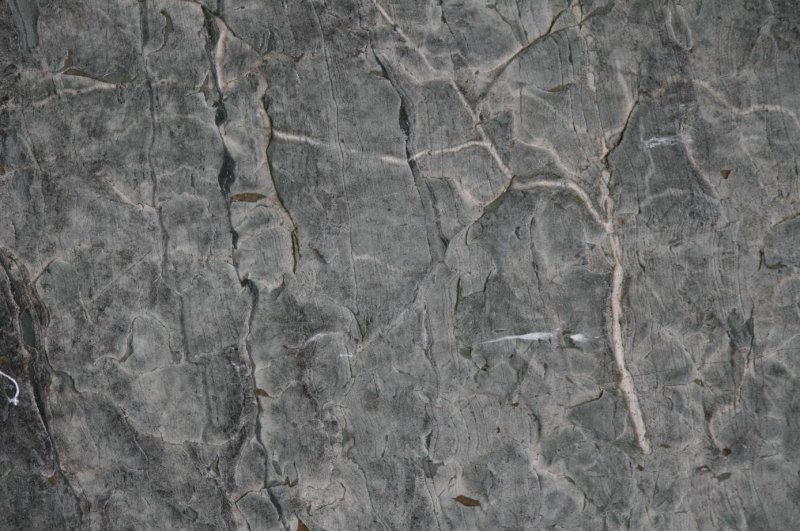 Каменная плита