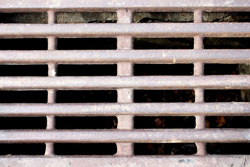 Канализационная решетка