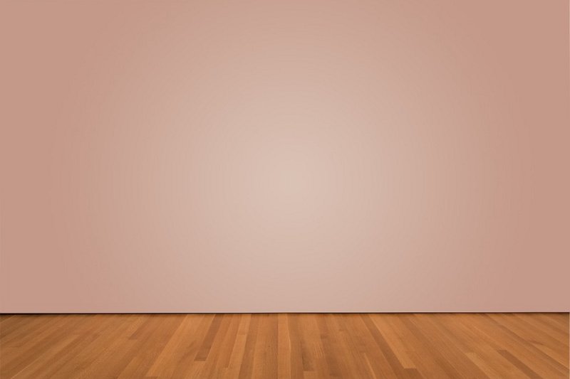 Пустая стена в комнате