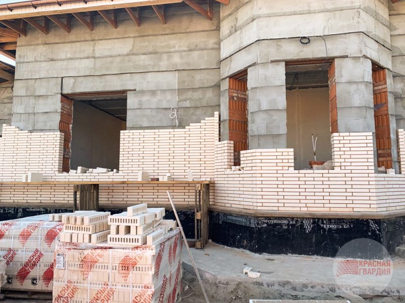 Кирпич красная гвардия белый Rock