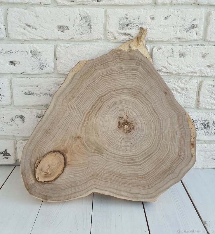 Маньчжурский орех спил