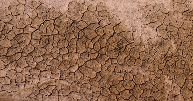 Сухая земля текстура