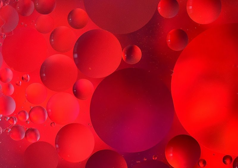 Красная абстракция