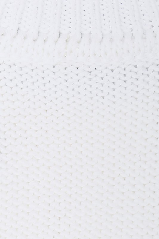 Белое вязаное полотно