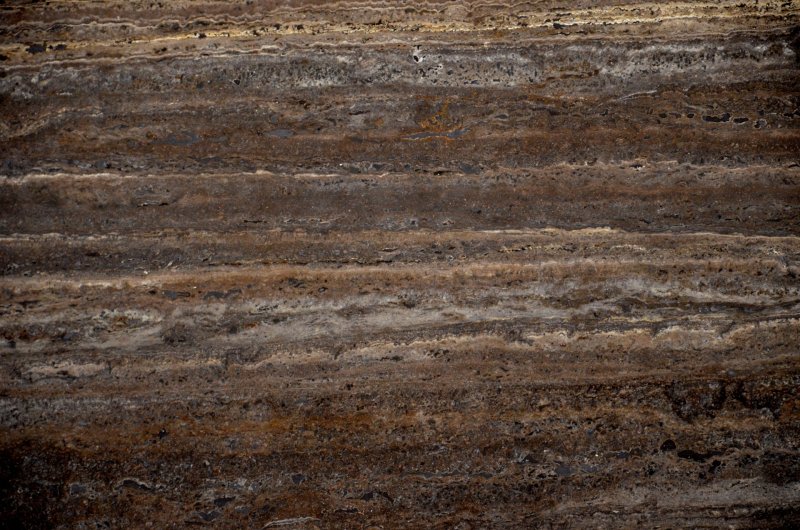 Травертин темный