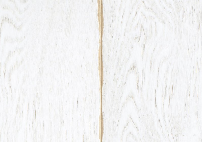 Белое дерево