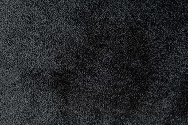 Черный ковер