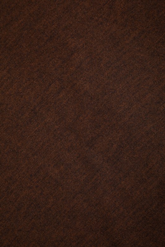 Тёмно-коричневый цвет