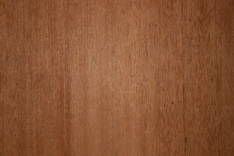 Светло коричневое дерево