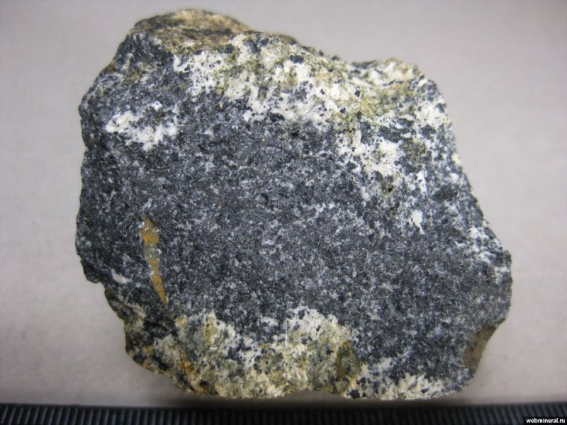 Роговик камень