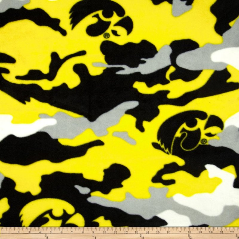 Черно желтый камуфляж