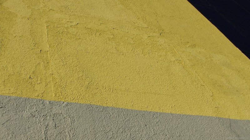 Желтый бетон