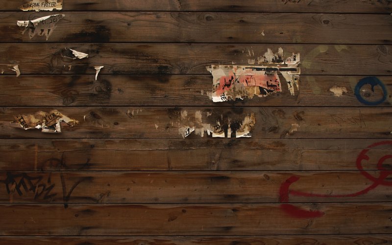 Деревянная стена