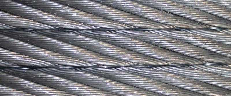 Трос стальной с крюком 20мм