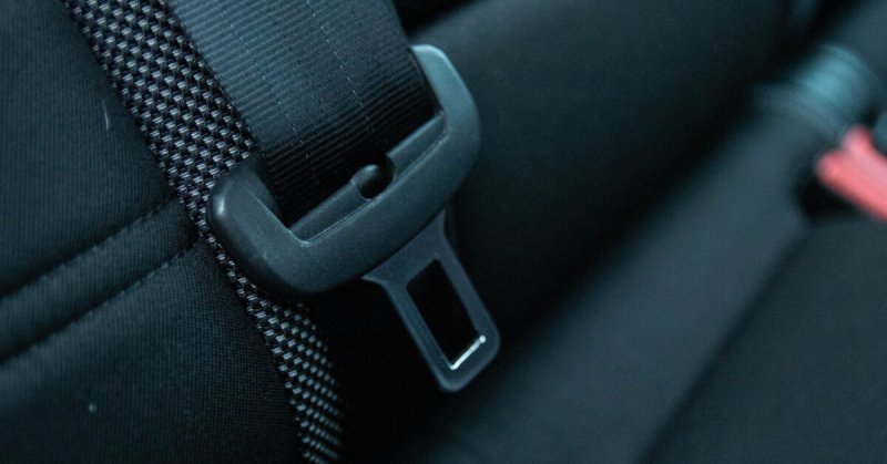 Непристегнутый ремень безопасности