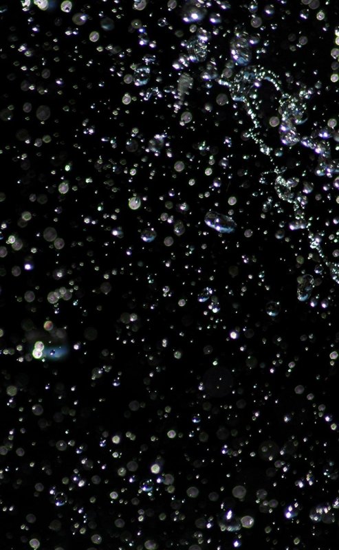 Блестки на черном фоне