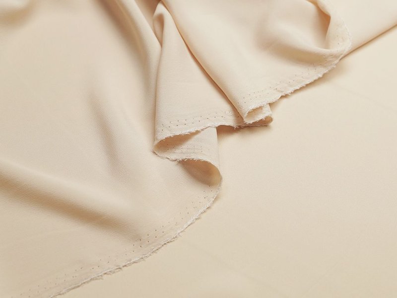 Цвет топленого молока