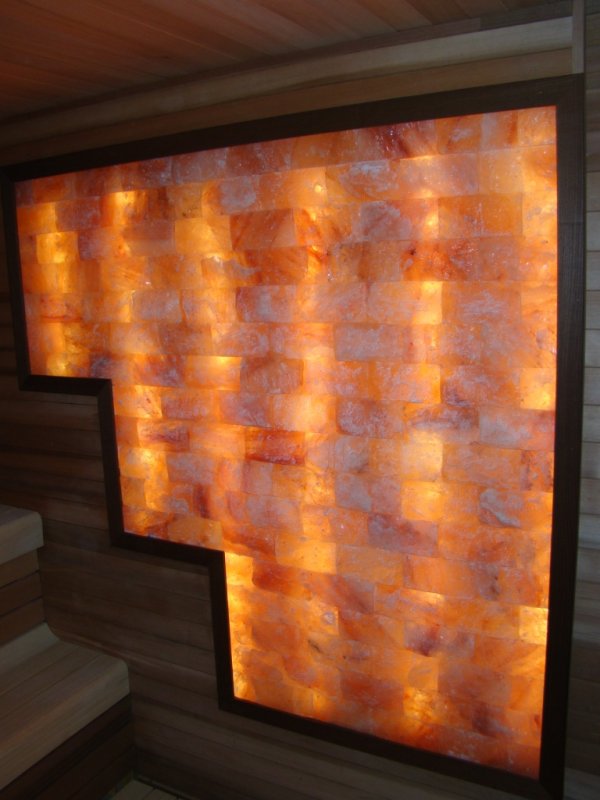 Плитка из гималайской розовой соли 200x100x25 мм шлифованная (с пазом)